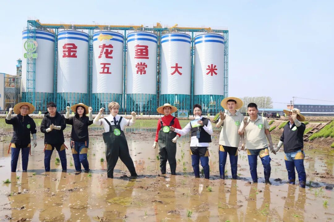 3499拉斯维加斯6步鲜与《种地吧4》少年共赴春耕之约，揭秘“双第一”鲜米密码